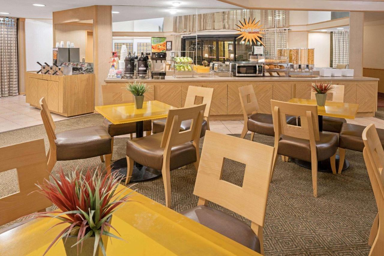 La Quinta By Wyndham Salt Lake City - Лейтън Екстериор снимка